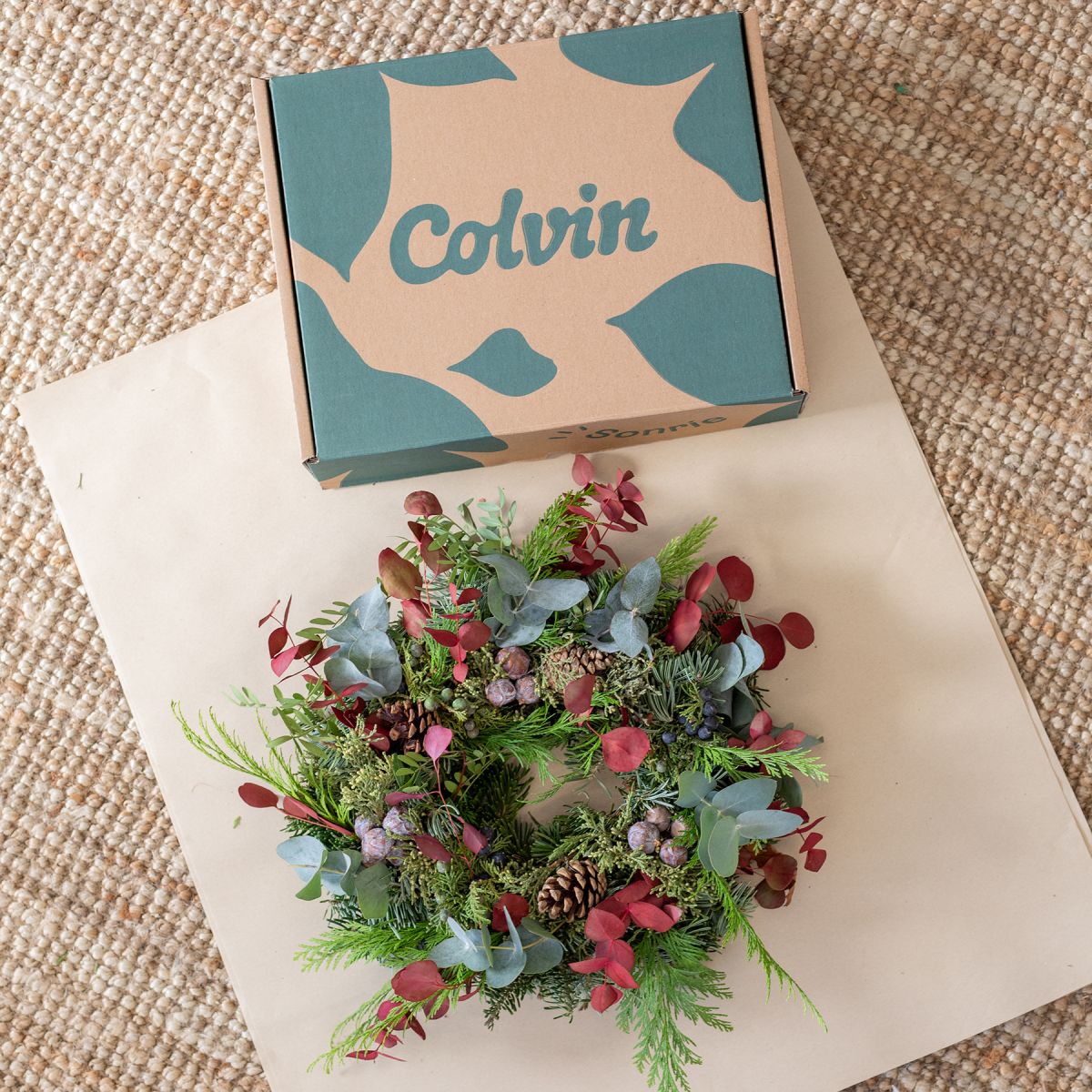 Centro de mesa en tonos burdeos