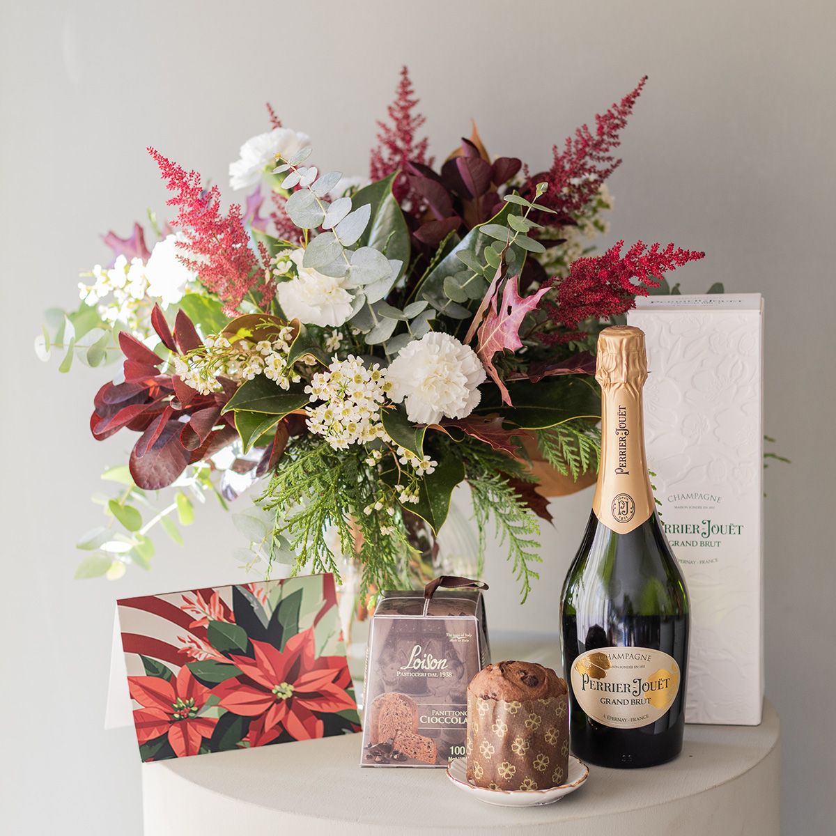 Pack Navidad: Laponia con Champagne, Panettoncino y Tarjeta