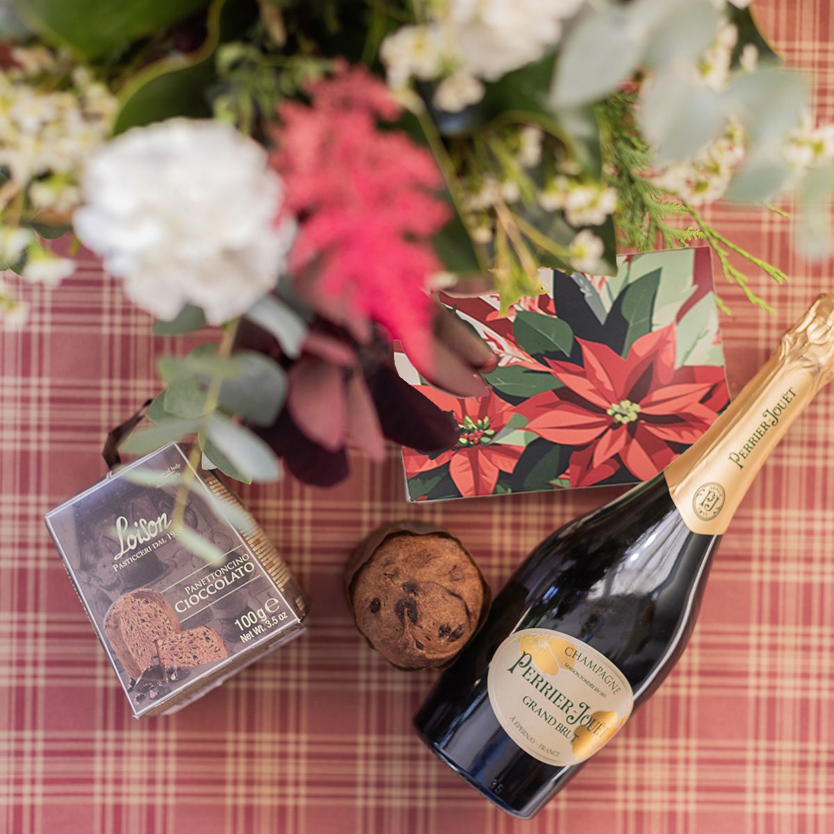 Pack Navidad: Laponia con Champagne, Panettoncino y Tarjeta