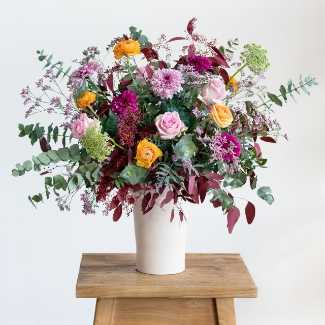 Comprar ramo con rosas y crisantemos